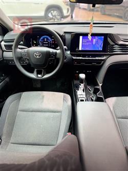 تۆیۆتا کامری